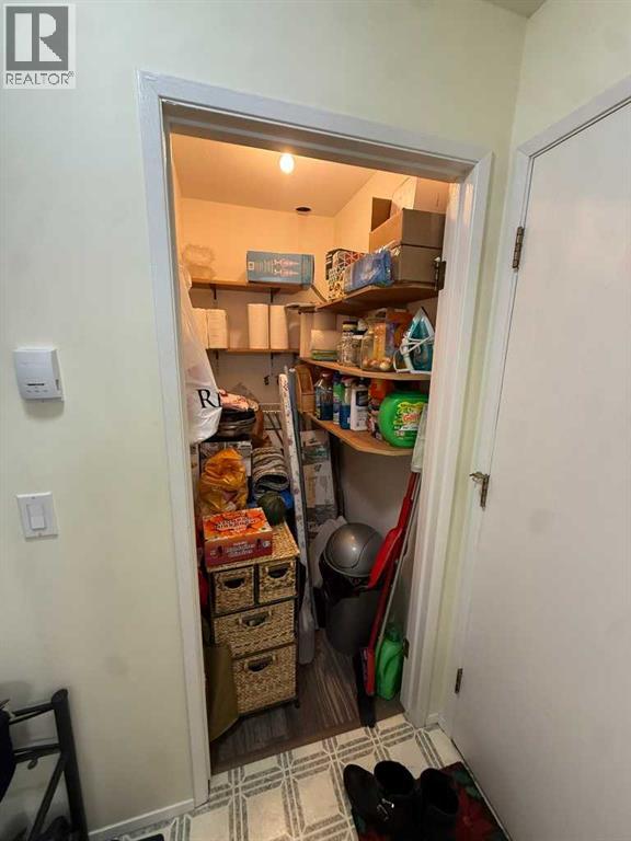 201, 5519 Kerry Wood Drive, Red Deer, Alberta  T4N 4X3 - Photo 15 - A2271586