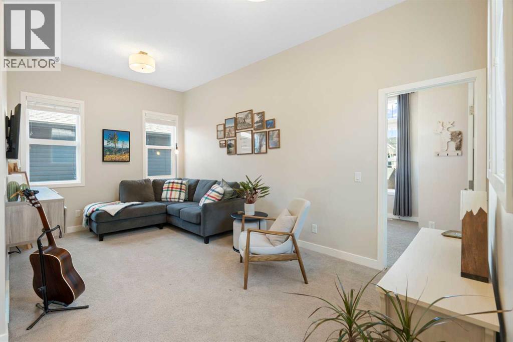 75 Buckskin Way, Cochrane, Alberta  T4C 2P2 - Photo 16 - A2263745