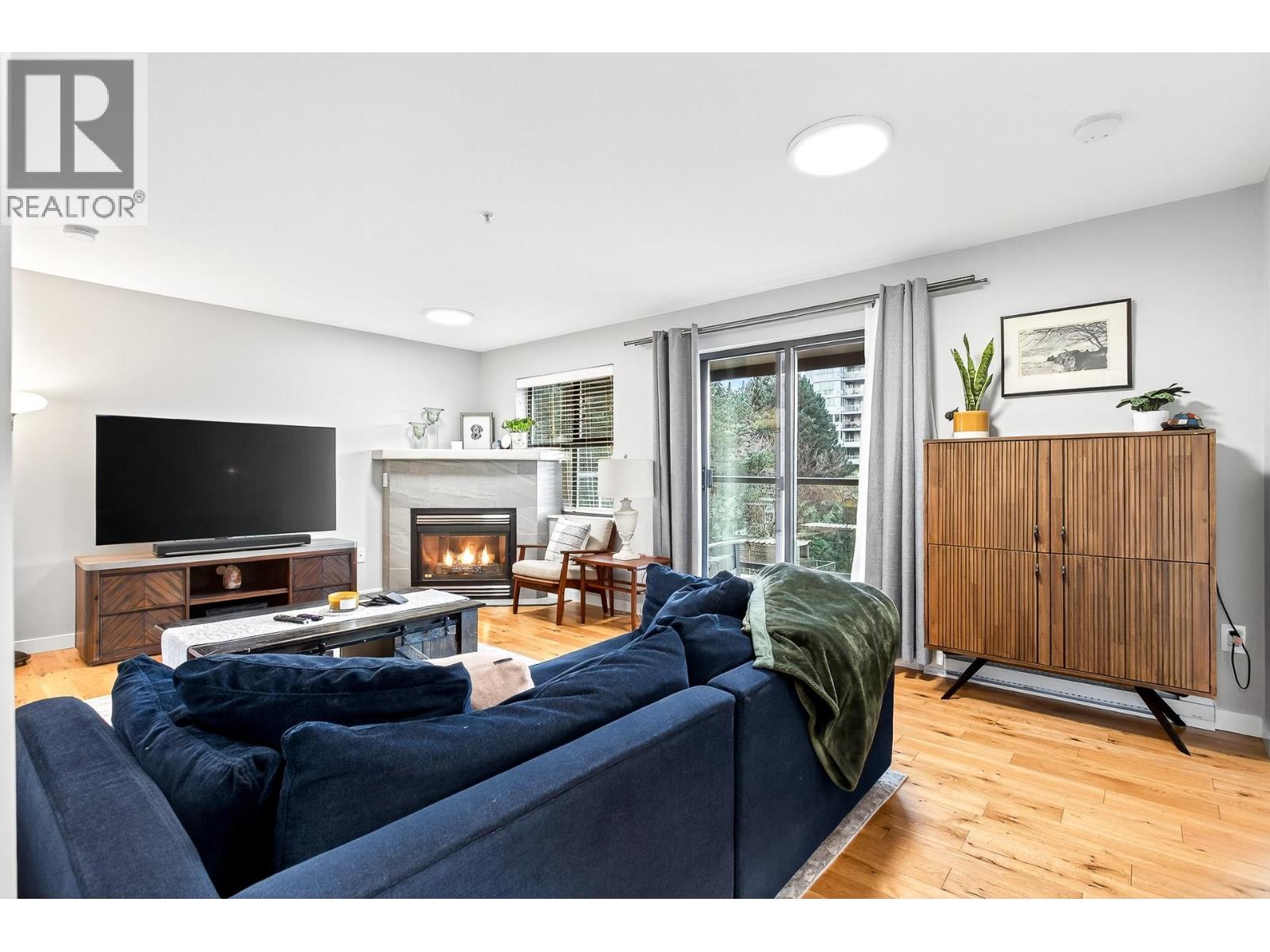 403 260 Newport Drive, Port Moody, British Columbia  V3H 5C6 - Photo 3 - R3069053