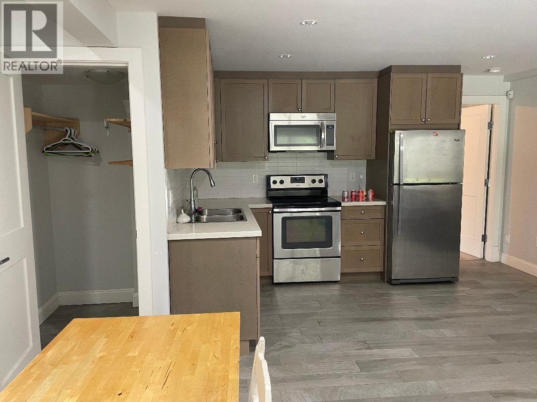 275 E Osborne Road, North Vancouver, British Columbia  V7N 1M1 - Photo 4 - R3070215