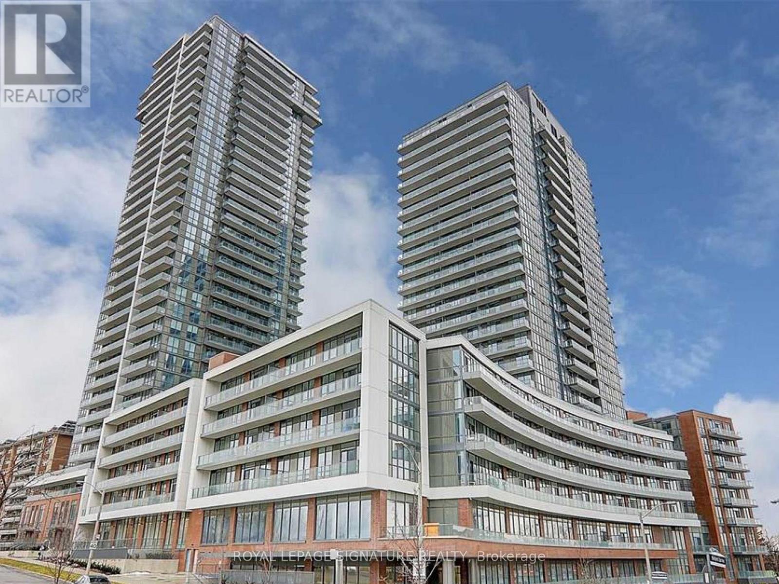 1102 - 32 FOREST MANOR ROAD, Toronto, Ontario