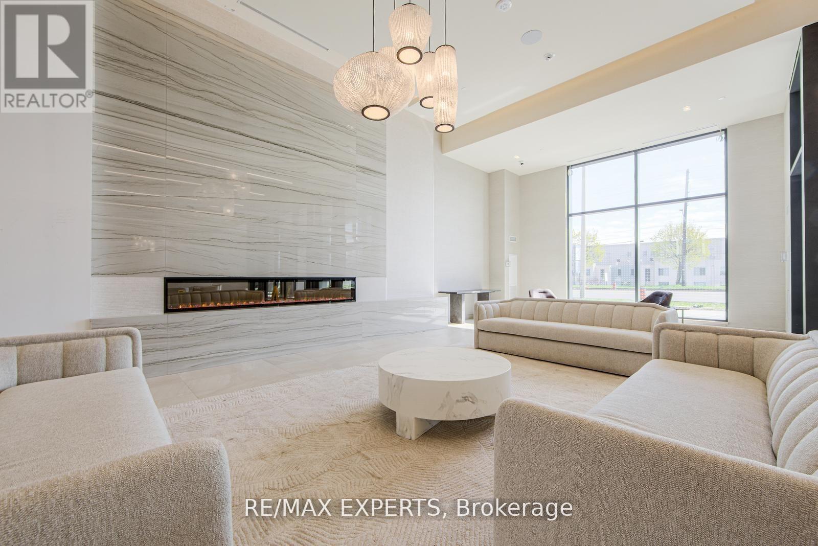 1802 - 8960 Jane Street, Vaughan, Ontario  L4K 2M9 - Photo 4 - N12577270