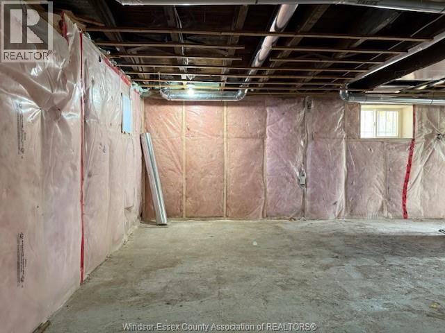 941 Cataraqui, Windsor, Ontario  N9A 3P7 - Photo 27 - 25028440