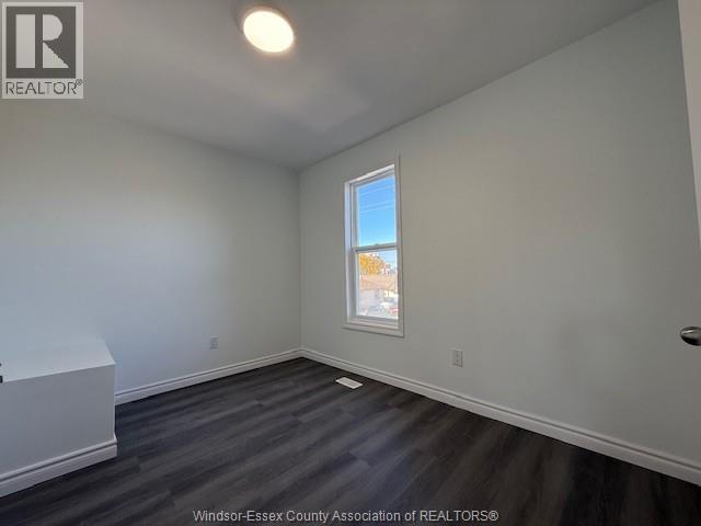 941 Cataraqui, Windsor, Ontario  N9A 3P7 - Photo 19 - 25028440