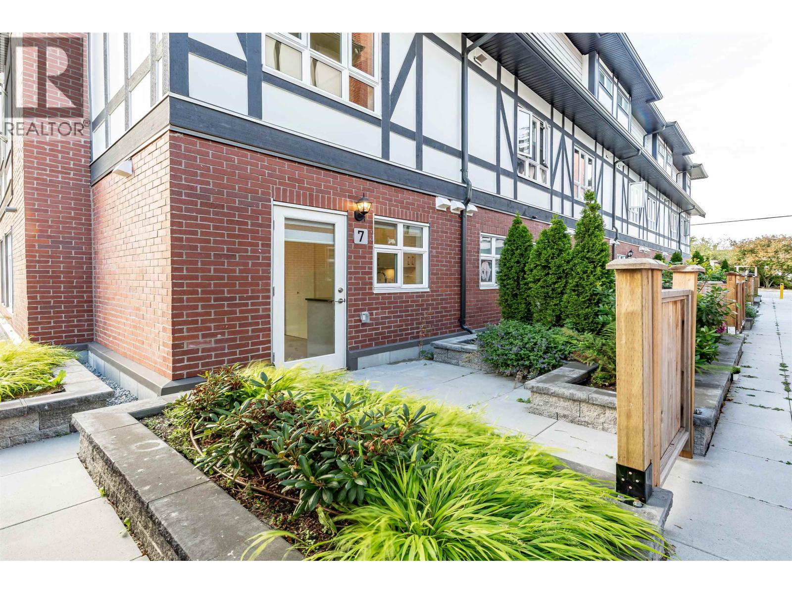 7 6988 Griffiths Avenue, Burnaby, British Columbia  V5E 0C7 - Photo 6 - R3070127