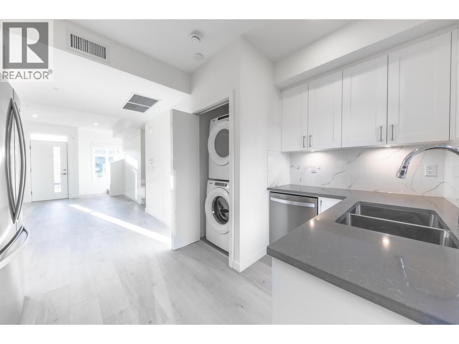 7 6988 Griffiths Avenue, Burnaby, British Columbia  V5E 0C7 - Photo 24 - R3070127