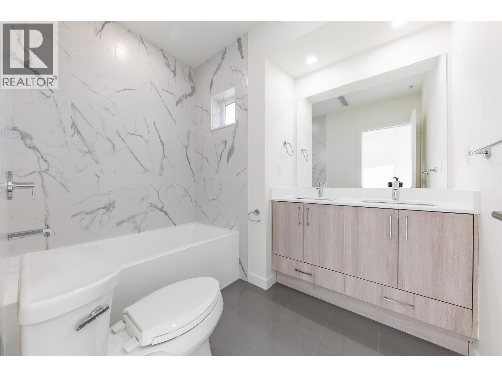 7 6988 Griffiths Avenue, Burnaby, British Columbia  V5E 0C7 - Photo 35 - R3070127