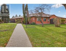 26 - 36 CHAMPLAIN CRESCENT, Peterborough, Ontario