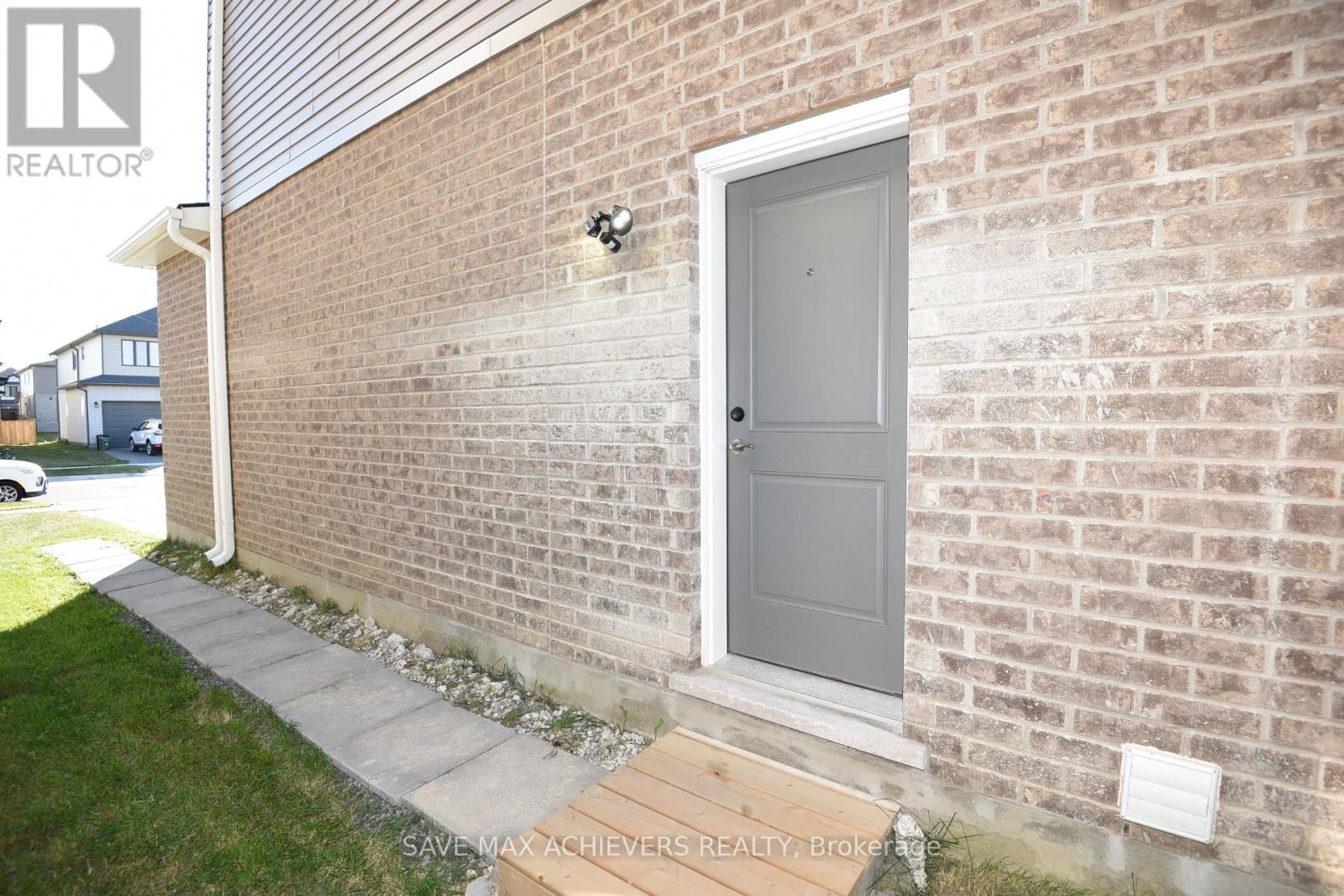 Basement - 107 Byers Street, London South, Ontario  N6L 0E9 - Photo 3 - X12577266