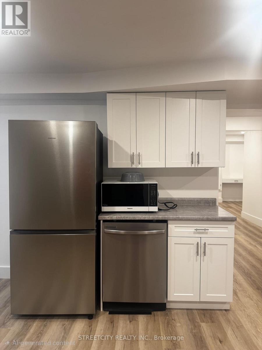 2618 Buroak Drive, London North, Ontario  N6G 3X7 - Photo 5 - X12577300