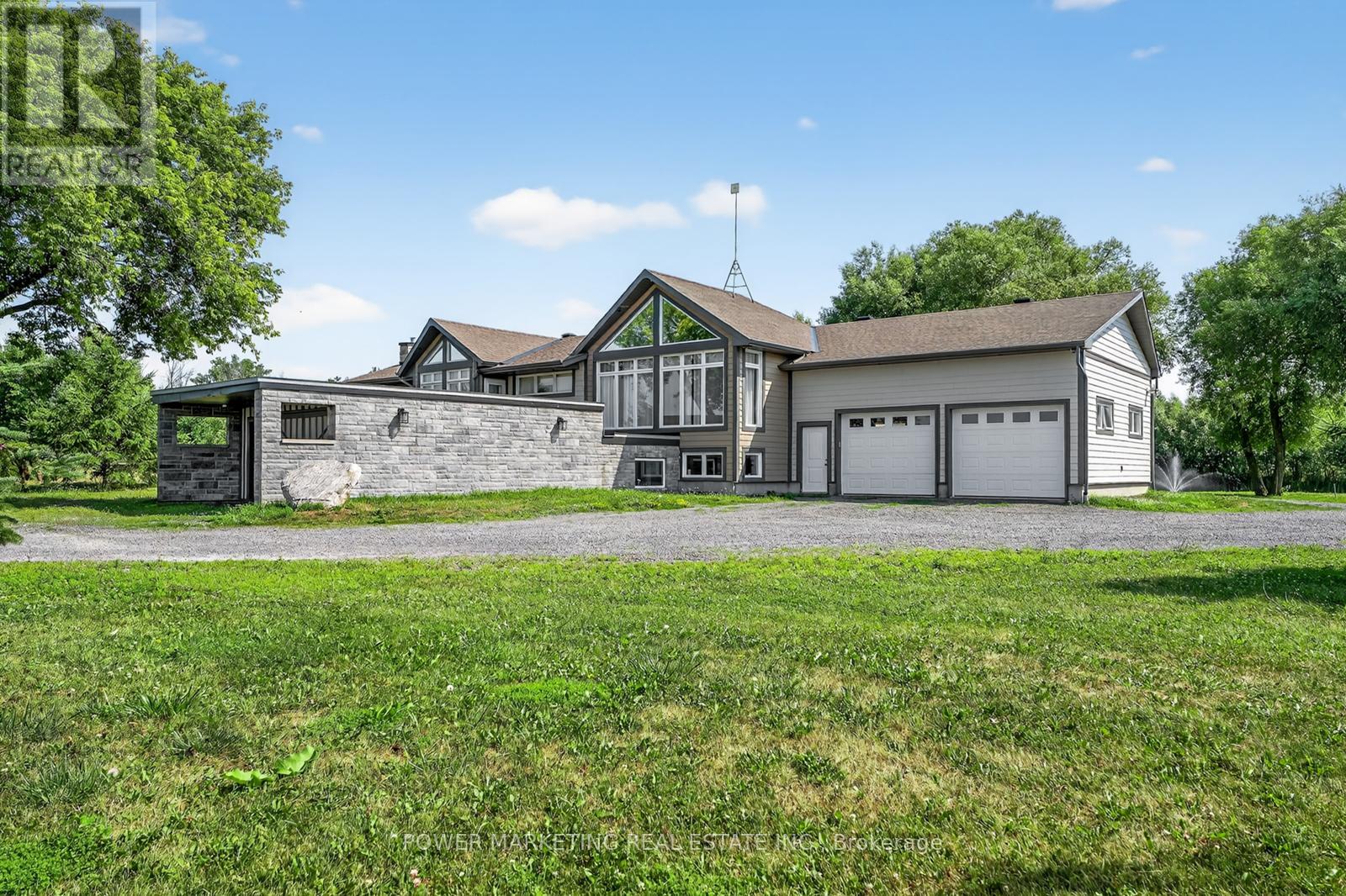 3329 Swale Road, Ottawa, Ontario  K0A 2W0 - Photo 2 - X12577282