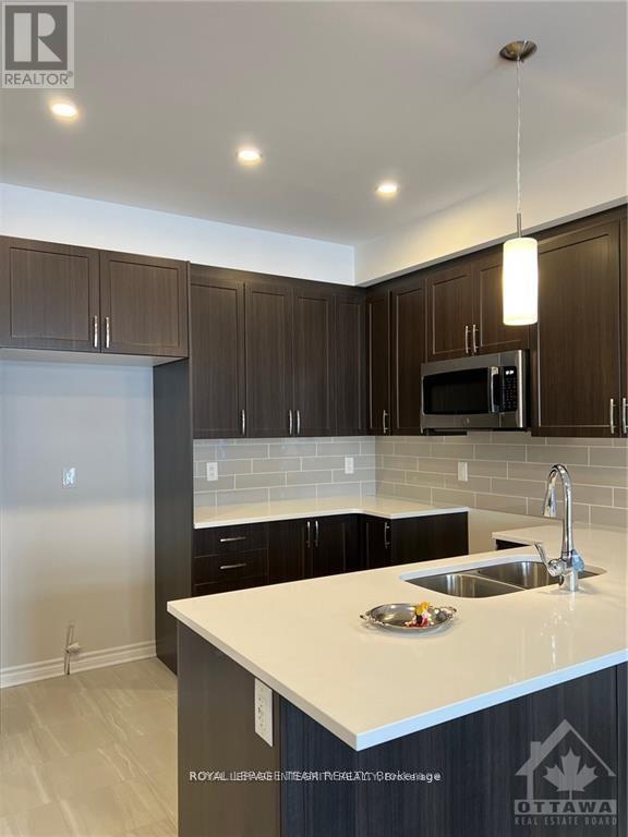 104 Patchell Place, North Grenville, Ontario  K0J 1J0 - Photo 6 - X12577284