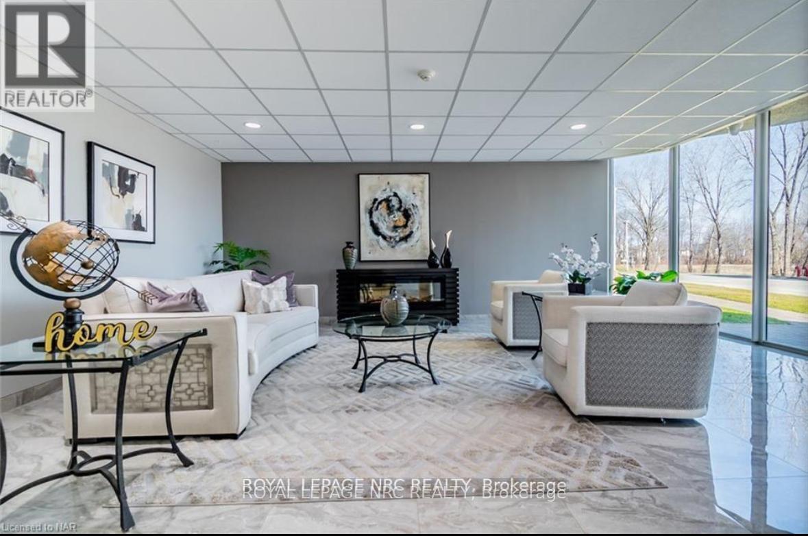 201 - 81 Scott Street, St. Catharines, Ontario  L2N 7L5 - Photo 3 - X12577322