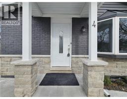 4 MARKHAM Crescent Unit# MAIN, Hamilton, Ontario