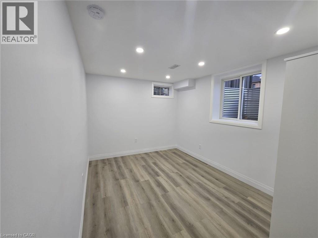 200 Bedrock Drive, Stoney Creek, Ontario  L8P 1R2 - Photo 4 - 40789479