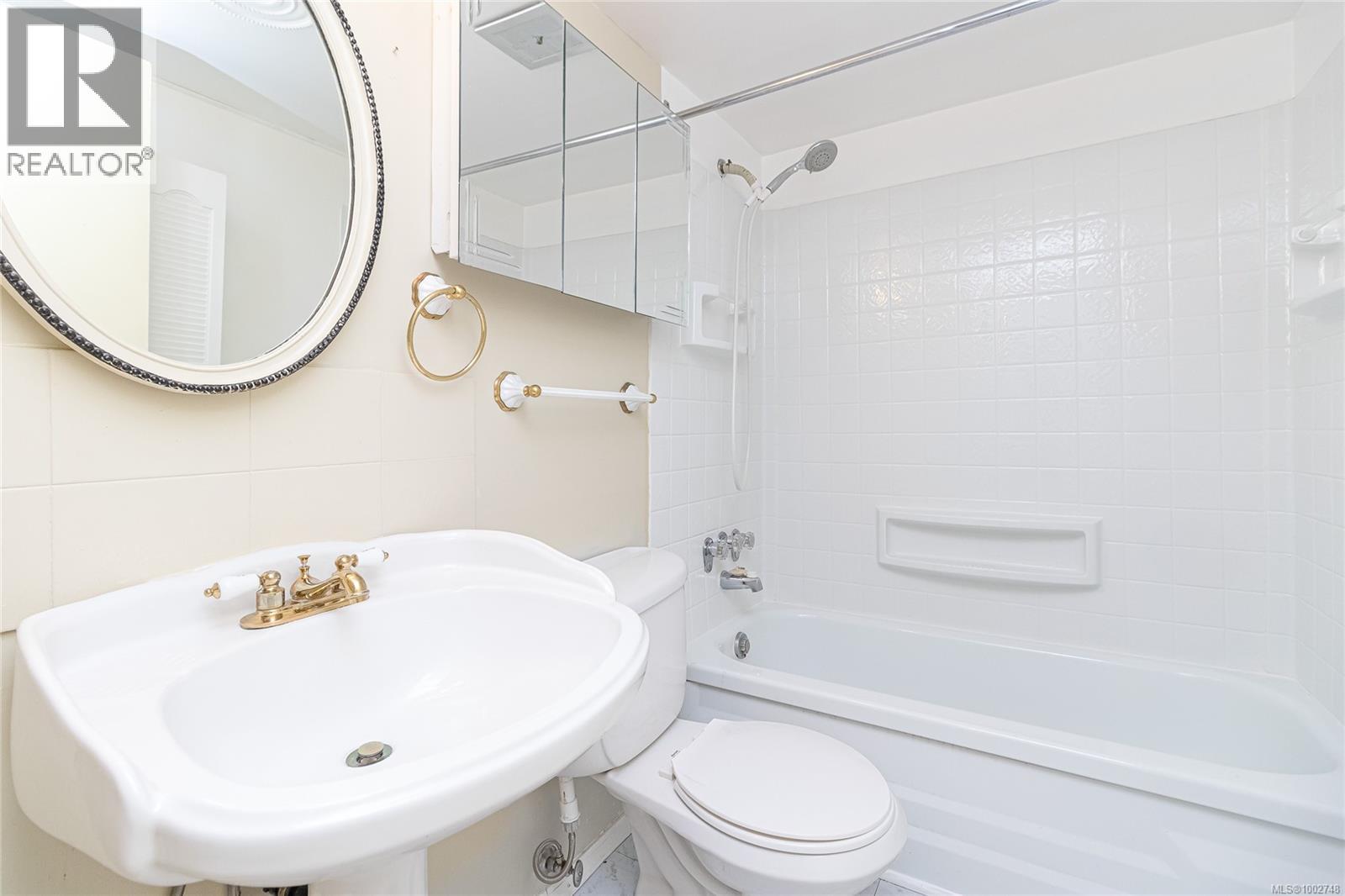 118 964 Heywood Ave, Victoria, British Columbia  V8V 2Y5 - Photo 12 - 1002748