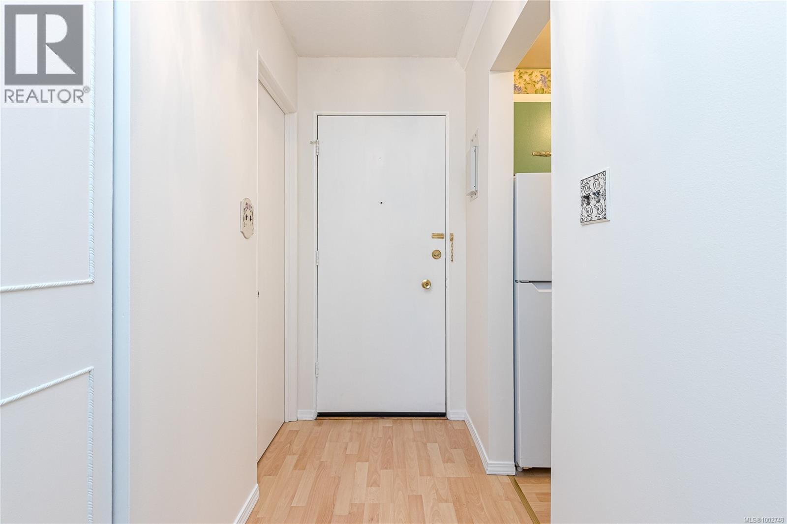 118 964 Heywood Ave, Victoria, British Columbia  V8V 2Y5 - Photo 16 - 1002748