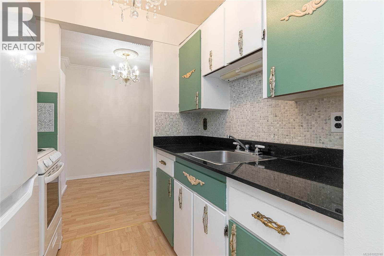 118 964 Heywood Ave, Victoria, British Columbia  V8V 2Y5 - Photo 14 - 1002748