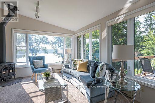 1767 Young's Point Road, Selwyn, Ontario  K0L 2H0 - Photo 14 - X12319574