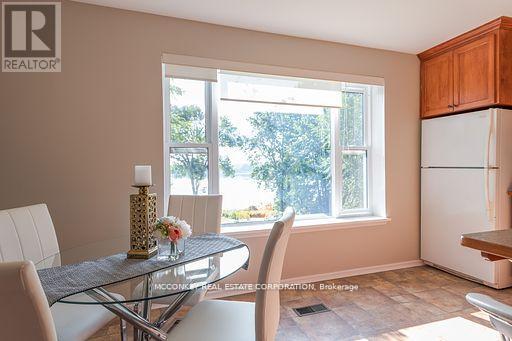 1767 Young's Point Road, Selwyn, Ontario  K0L 2H0 - Photo 11 - X12319574