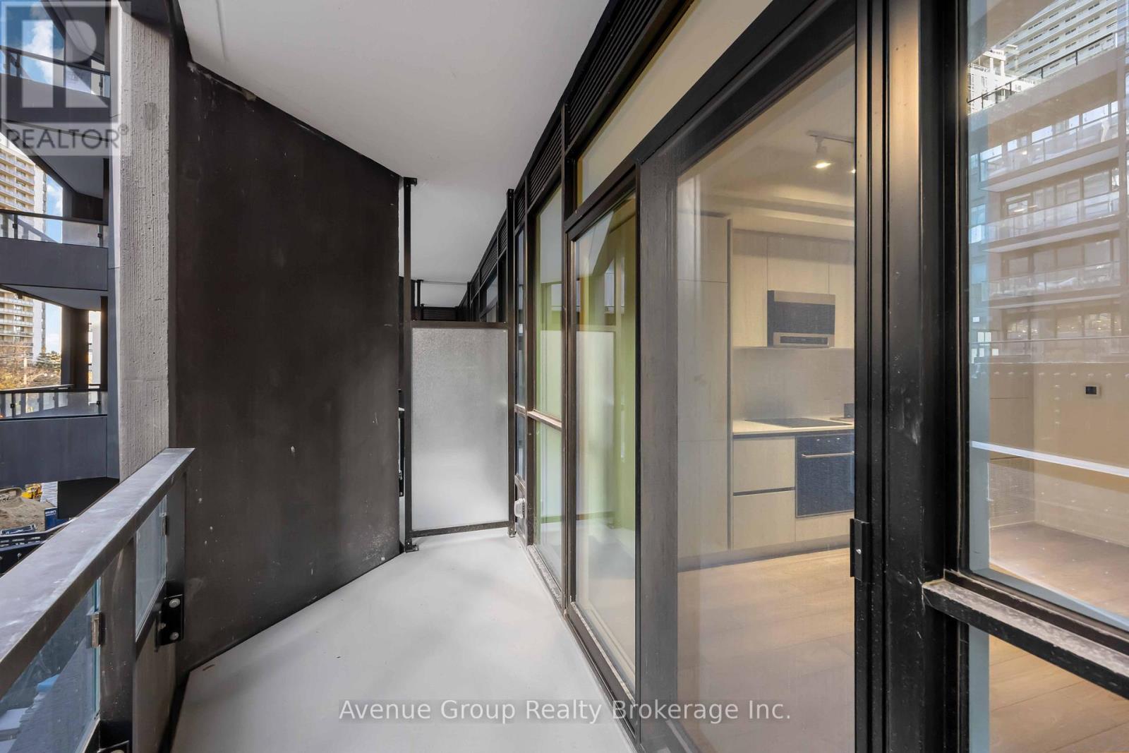 210 - 110 Broadway Avenue, Toronto, Ontario  M4P 1V7 - Photo 17 - C12577280