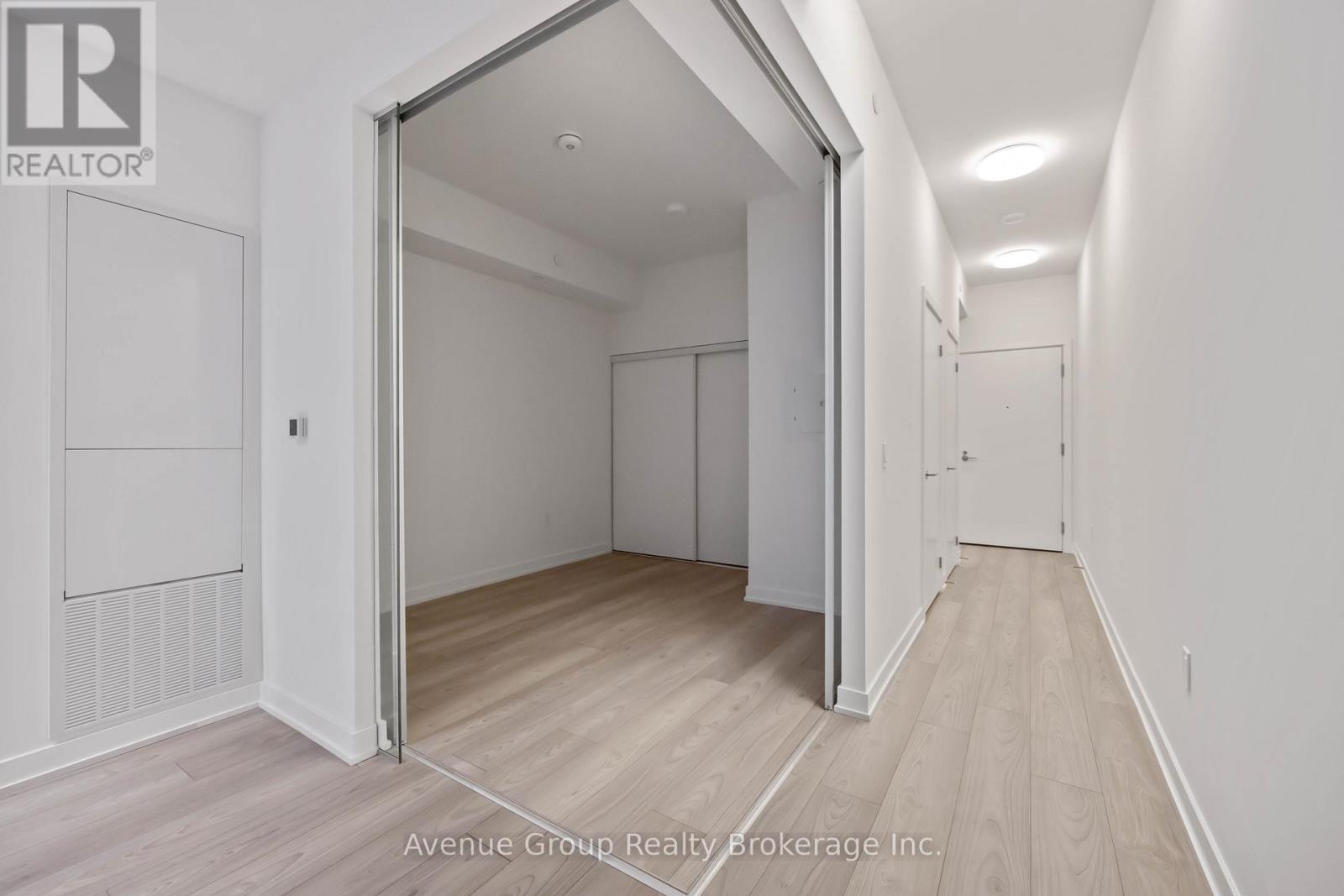 210 - 110 Broadway Avenue, Toronto, Ontario  M4P 1V7 - Photo 5 - C12577280