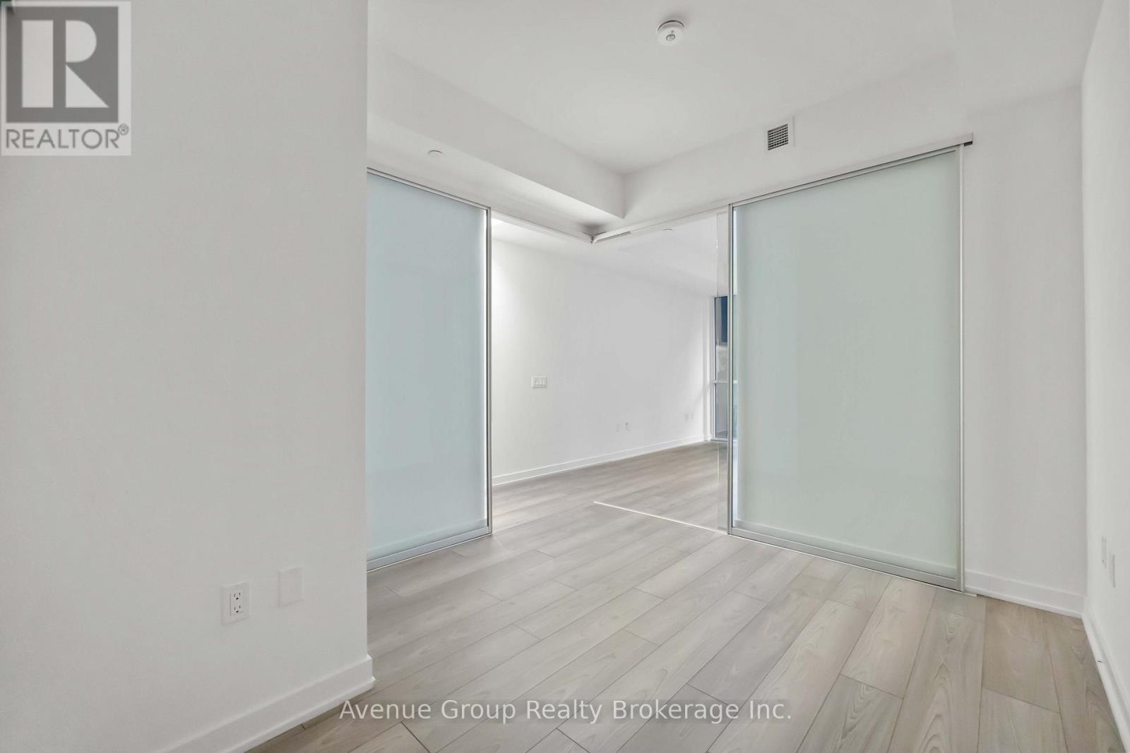 210 - 110 Broadway Avenue, Toronto, Ontario  M4P 1V7 - Photo 8 - C12577280