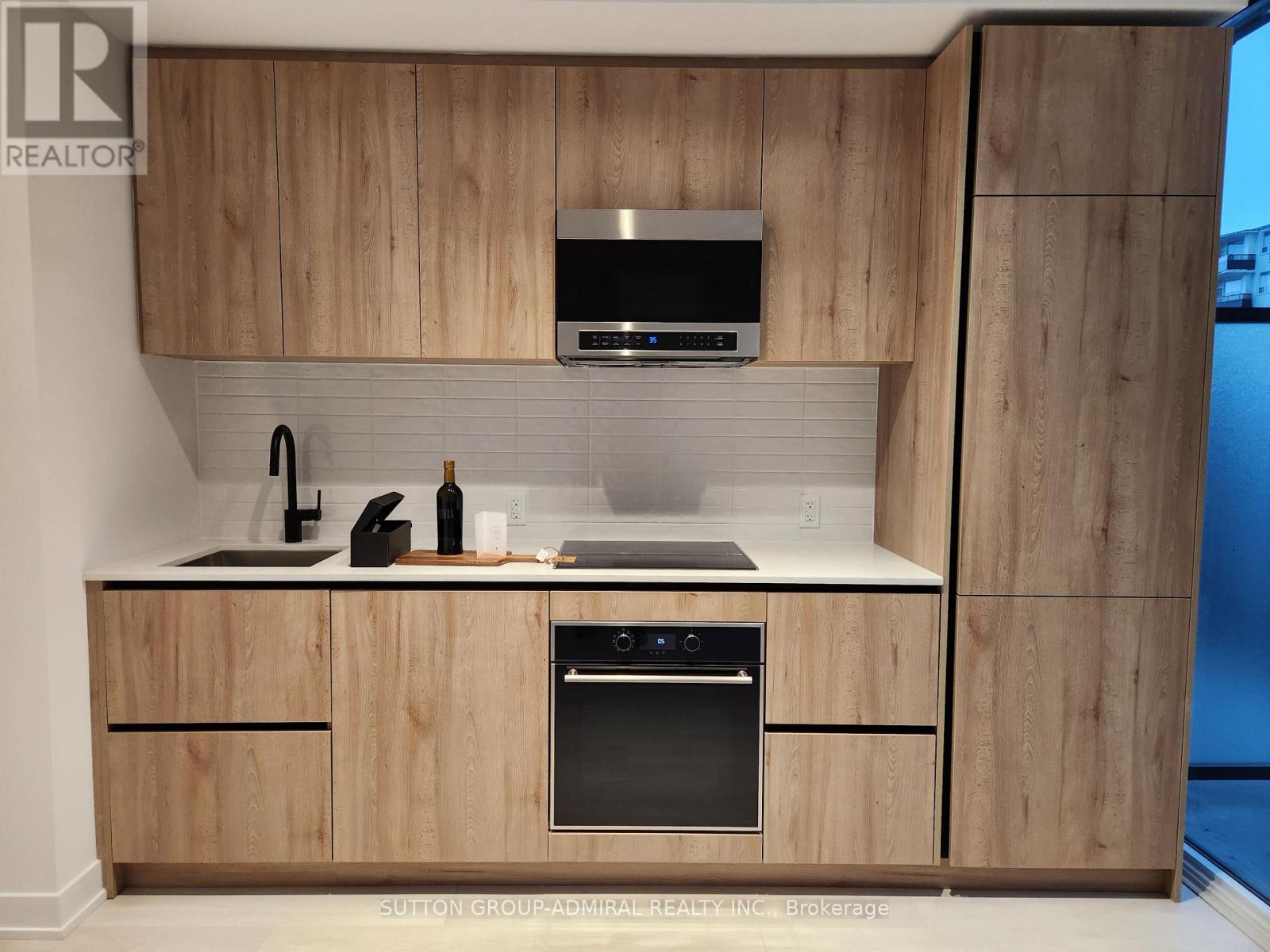 618s - 127 Broadway Avenue, Toronto, Ontario  M4P 1V4 - Photo 4 - C12577318