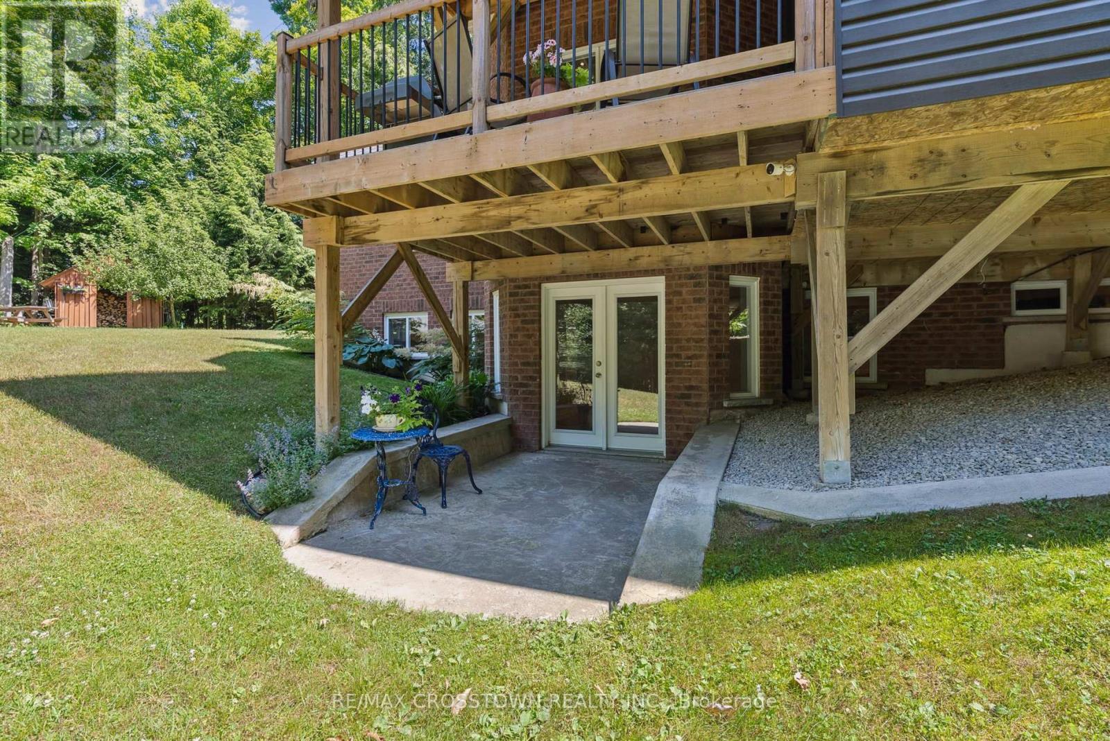 19 Gillespie Trail S, Essa, Ontario  L3W 0V1 - Photo 38 - N12577288