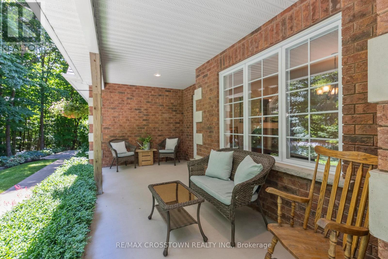 19 Gillespie Trail S, Essa, Ontario  L3W 0V1 - Photo 46 - N12577288