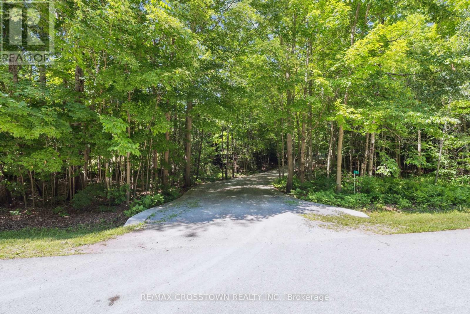 19 Gillespie Trail S, Essa, Ontario  L3W 0V1 - Photo 48 - N12577288