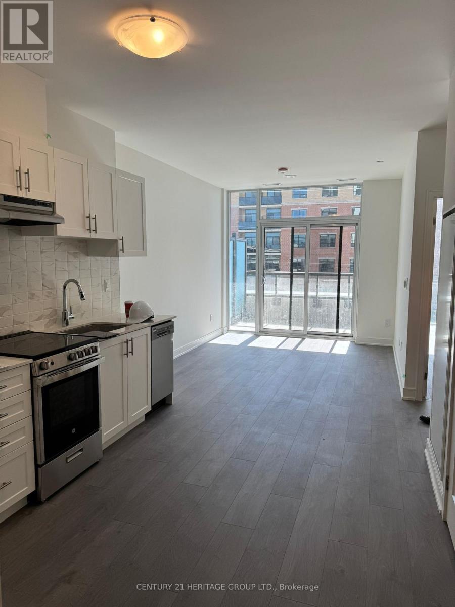 315 - 715 DAVIS DRIVE, Newmarket, Ontario