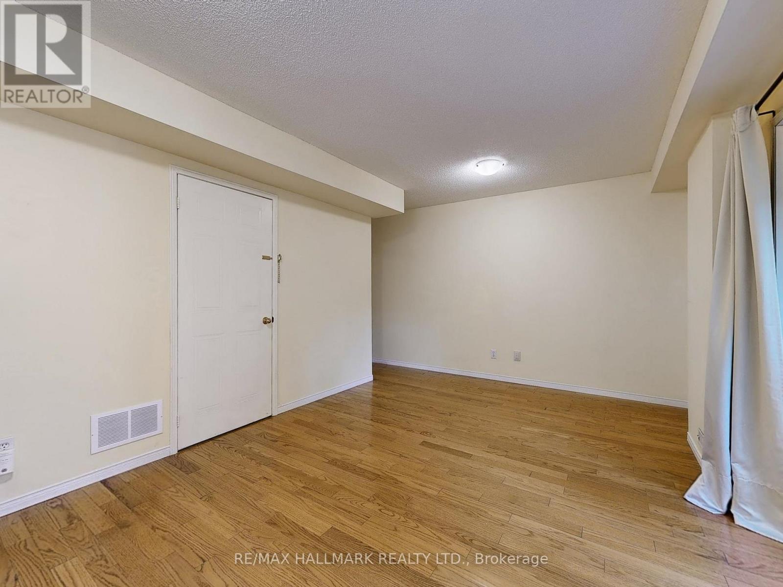 20b - 51 Northern Heights Drive, Richmond Hill, Ontario L4B 4C9 - Photo 37 - N12577308