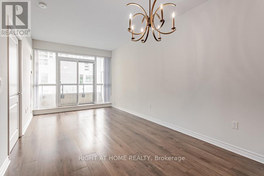 210 - 349 Rathburn Road W, Mississauga, Ontario  L5B 0C8 - Photo 12 - W12577296