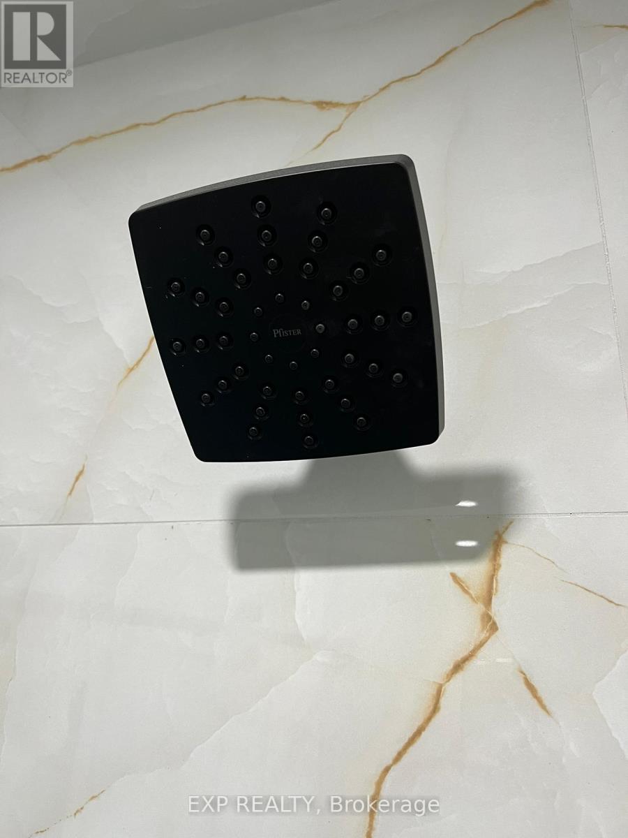 154 Bristol Road E, Mississauga, Ontario  L4Z 3V3 - Photo 14 - W12577320