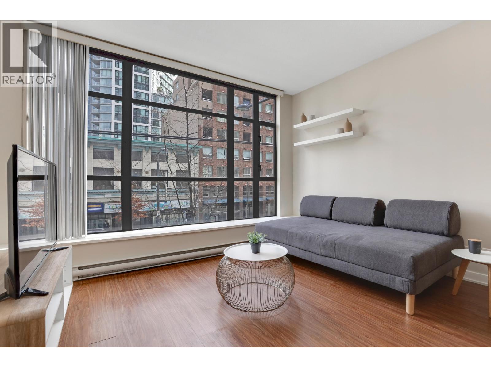 209 1249 Granville Street, Vancouver, British Columbia  V6Z 1M5 - Photo 2 - R3069961