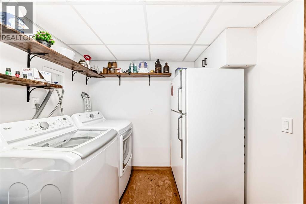 203 Hidden Spring Green Nw, Calgary, Alberta  T3A 5N4 - Photo 39 - A2272070