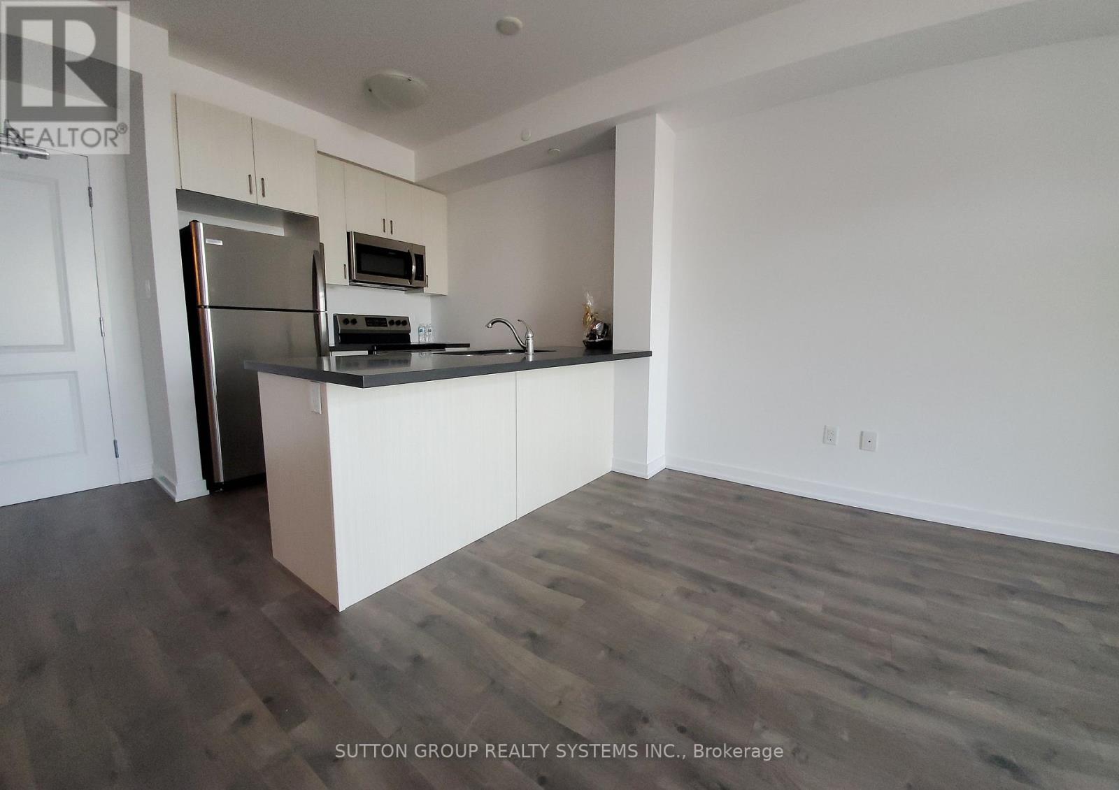 437 - 101 Shoreview Place, Hamilton, Ontario  L8E 0K3 - Photo 8 - X12577312