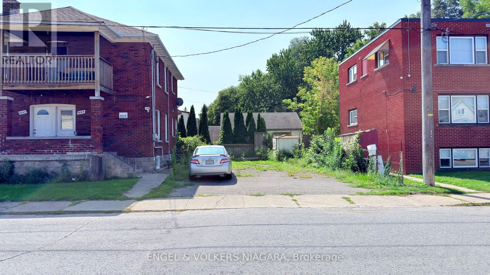 5038 Huron Street, Niagara Falls, Ontario  L2E 2J7 - Photo 15 - X12530246