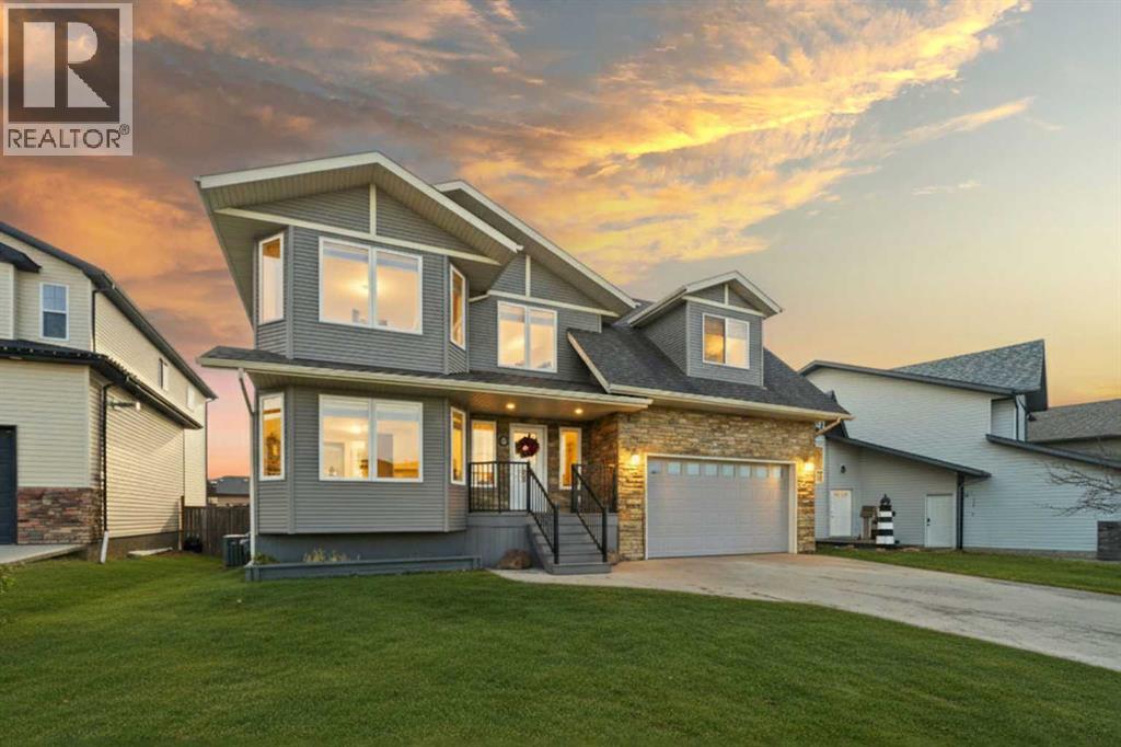 9 Woodbine Close, Blackfalds, Alberta  T4M 0K5 - Photo 2 - A2268678