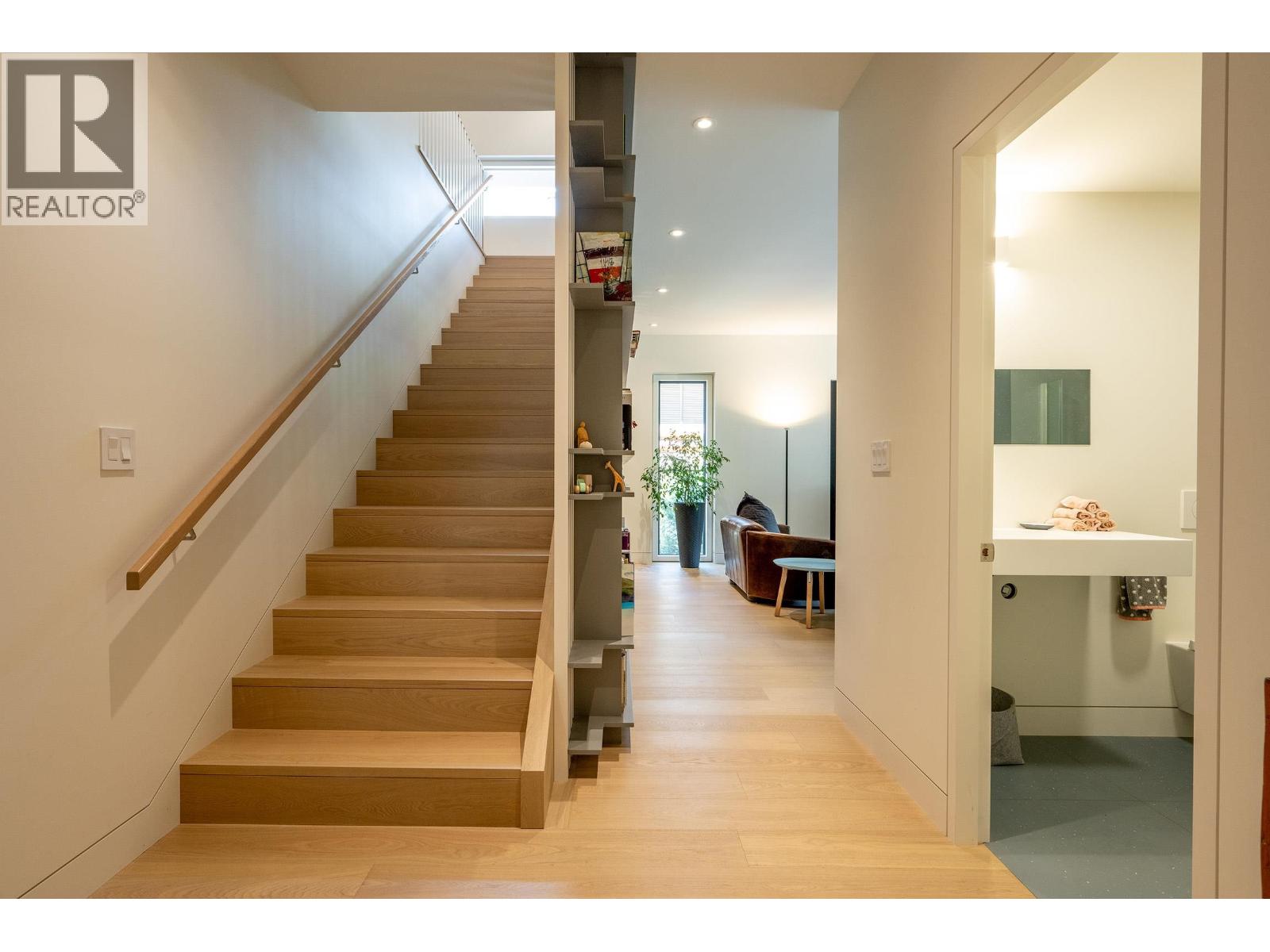 6187 Eagle Drive, Whistler, British Columbia  V8E 0C6 - Photo 11 - R3070221