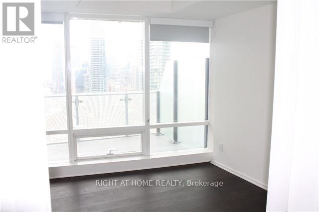 1904 - 1 Bloor Street E, Toronto, Ontario  M4W 1A9 - Photo 5 - C12577326