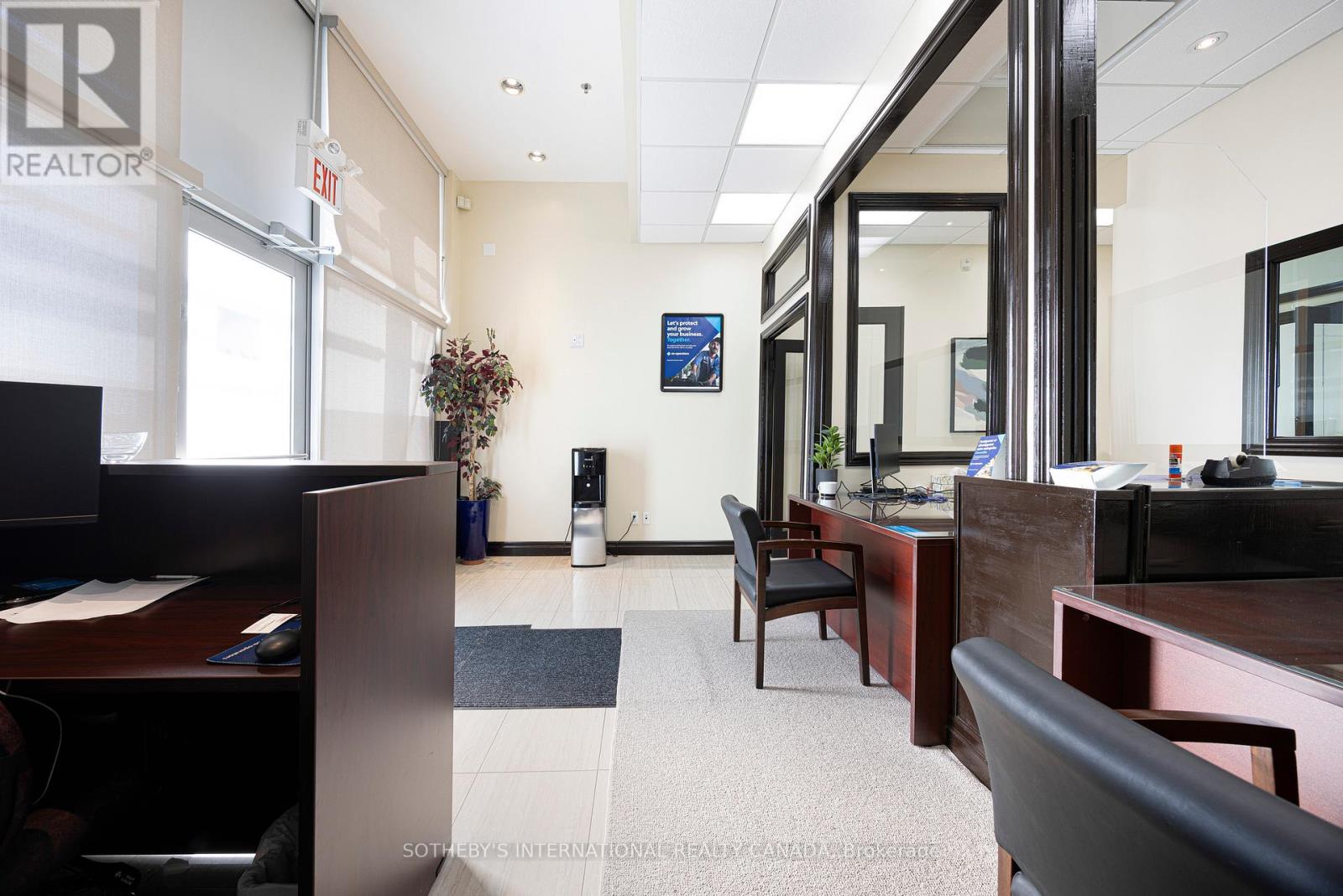 114 - 1065 Canadian Place, Mississauga, Ontario  L4W 0C2 - Photo 9 - W12577324