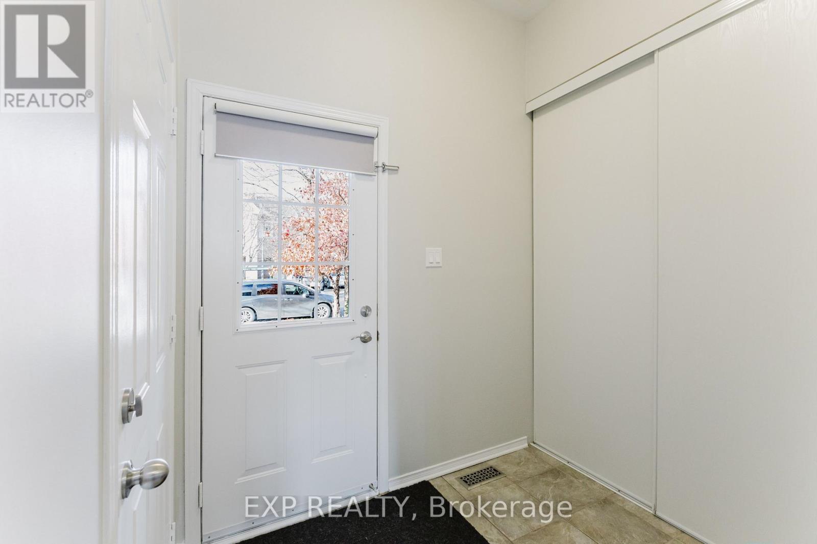 2274 Brockstone Crescent, Ottawa, Ontario  K4A 4V3 - Photo 4 - X12577348