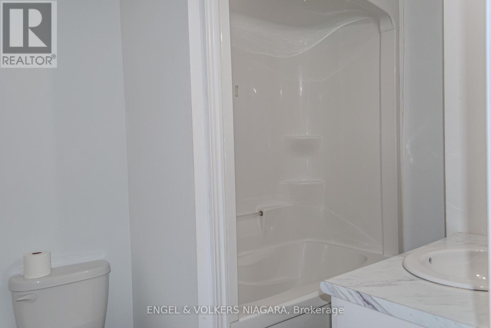 7171 Lionshead Avenue, Niagara Falls, Ontario  L2G 0A6 - Photo 39 - X12577330