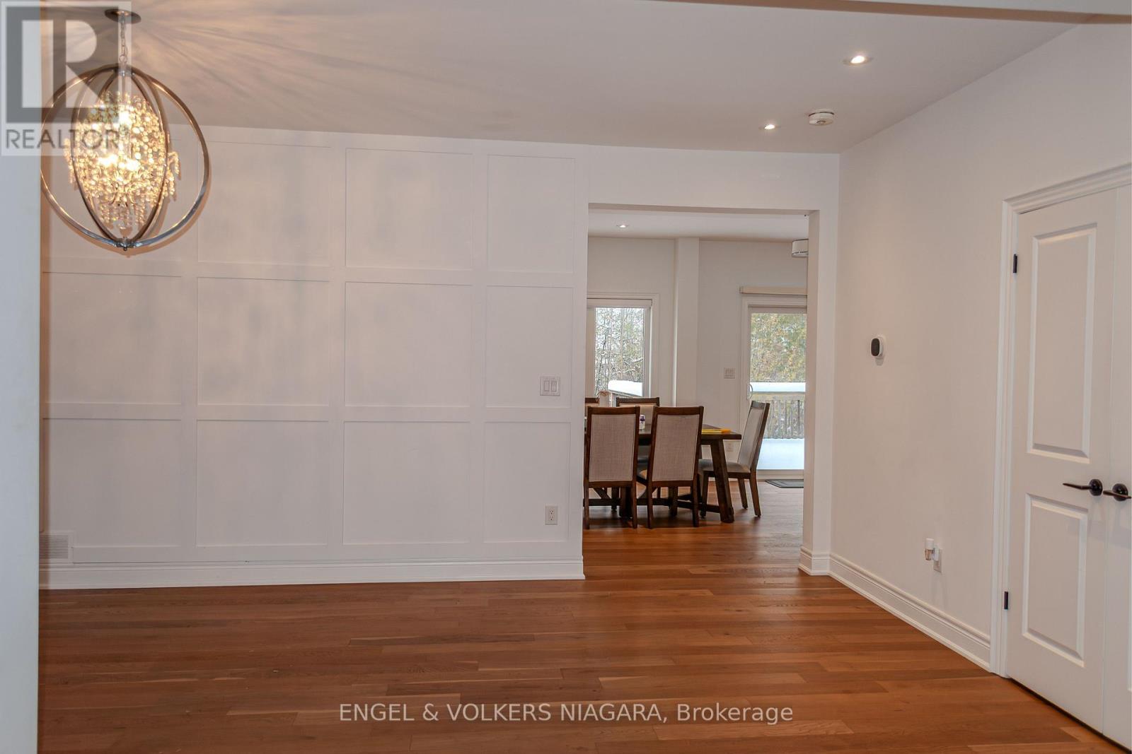 7171 Lionshead Avenue, Niagara Falls, Ontario  L2G 0A6 - Photo 7 - X12577330