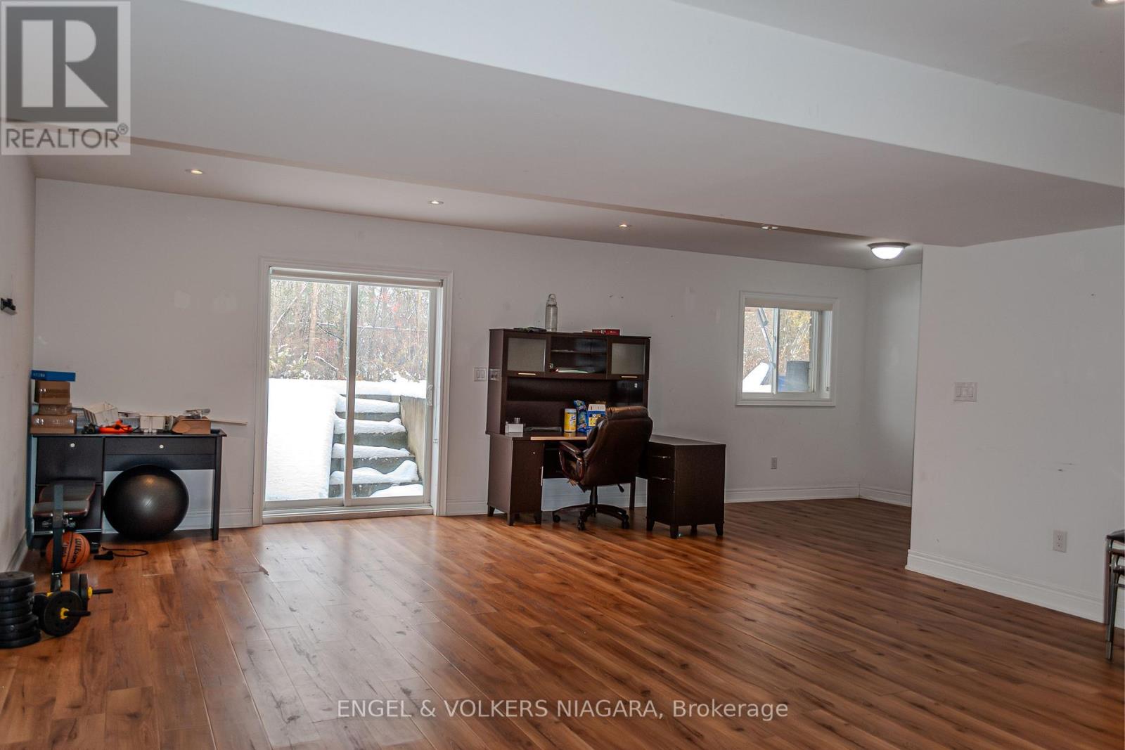 Lower/basement - 7171 Lionshead Avenue E, Niagara Falls, Ontario L2G 0A6 - Photo 7 - X12577334