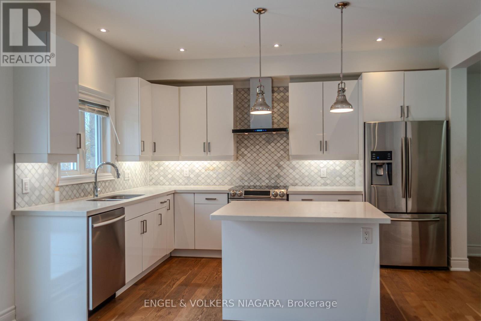 Main Level - 7171 Lionshead Avenue, Niagara Falls, Ontario L2G 0A6 - Photo 12 - X12577338