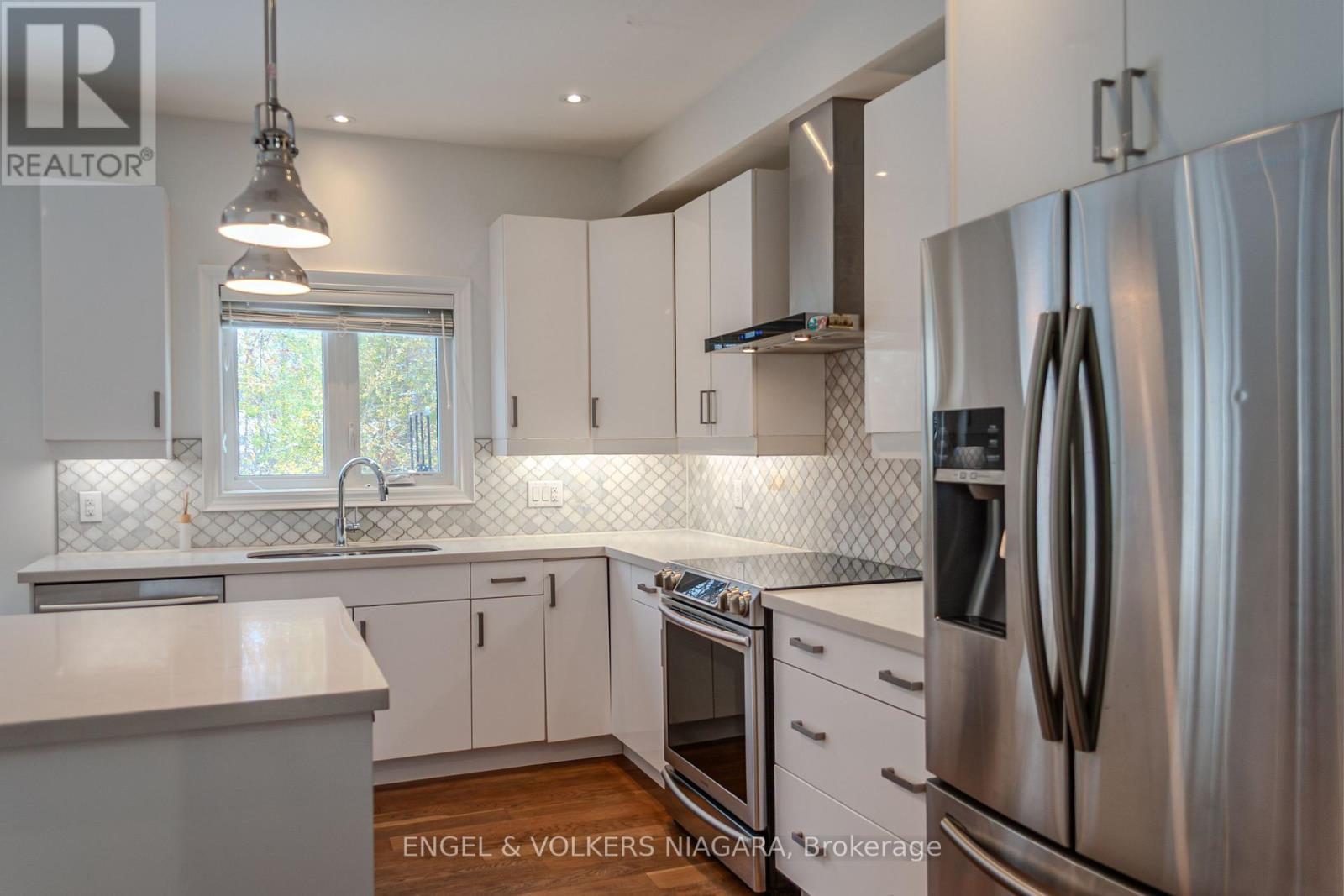 Main Level - 7171 Lionshead Avenue, Niagara Falls, Ontario L2G 0A6 - Photo 14 - X12577338