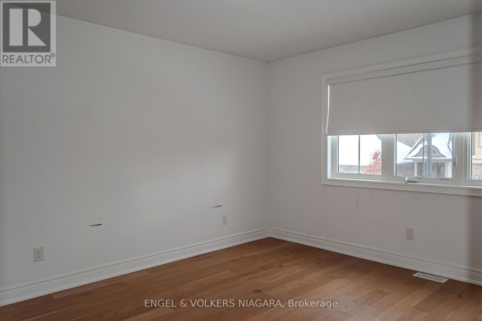 Main Level - 7171 Lionshead Avenue, Niagara Falls, Ontario L2G 0A6 - Photo 24 - X12577338